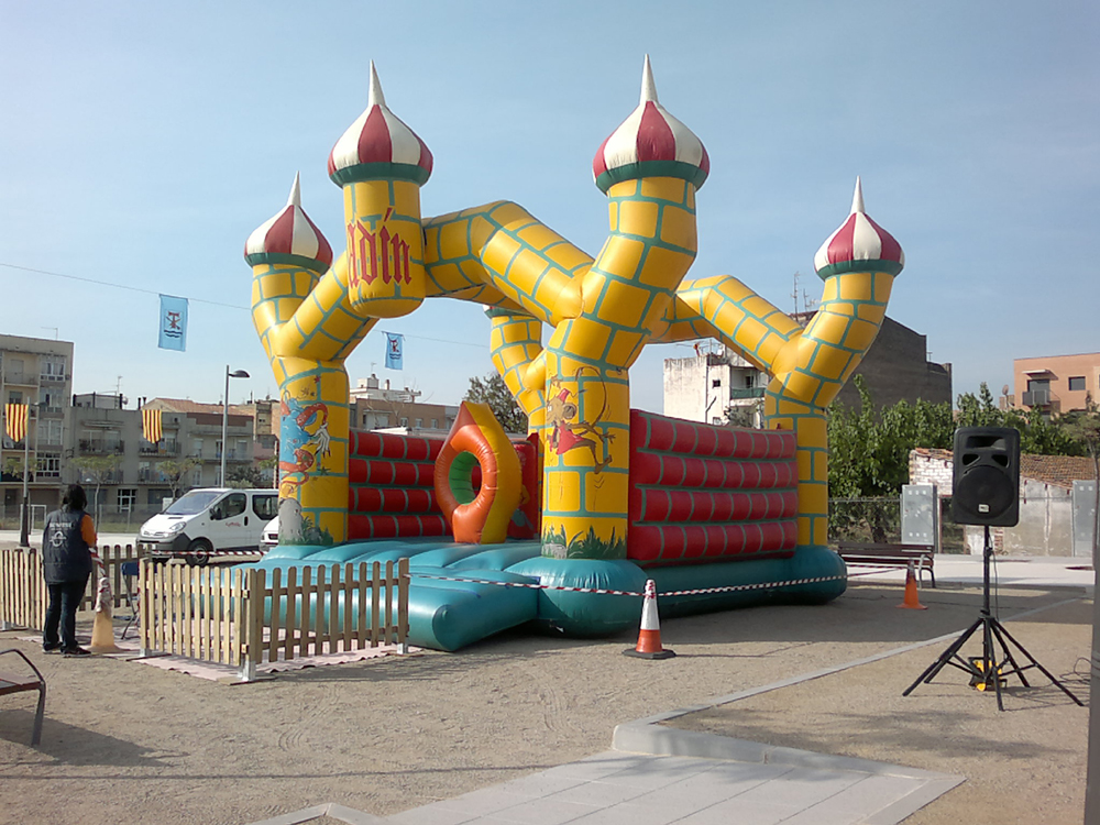 Hinchable castillo de Aladín